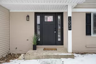 1021 Foxworth Blvd, Lombard, IL 60148 - Photo 3