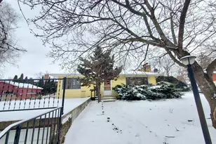 119 S Hill St, Woodstock, IL 60098 - Photo 15