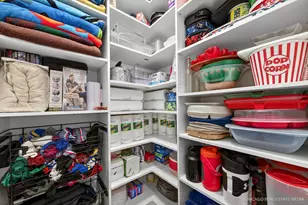 12316 Bartelt Ln, Huntley, IL 60142 - Photo 13