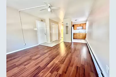 1215 Wall Street, Normal, IL 61761 - Photo 5