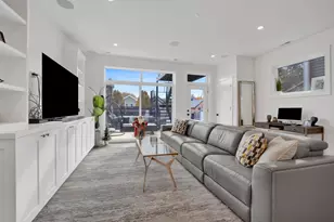 1533 W Barry Ave, Chicago, IL 60657 - Photo 7