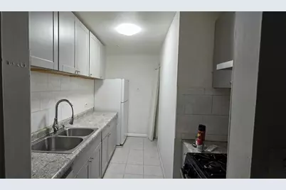 212 Shorewood Drive #2B, Glendale Heights, IL 60139 - Photo 5