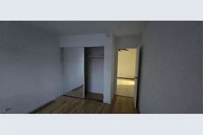 212 Shorewood Drive #2B, Glendale Heights, IL 60139 - Photo 7