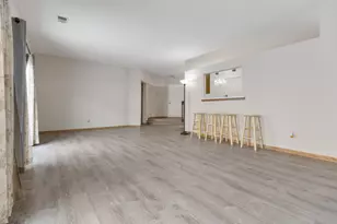 1505 Commodore Ct, Schaumburg, IL 60193 - Photo 7