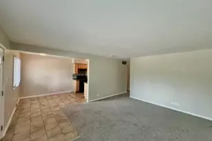 606 E 164th Pl, South Holland, IL 60473 - Photo 3