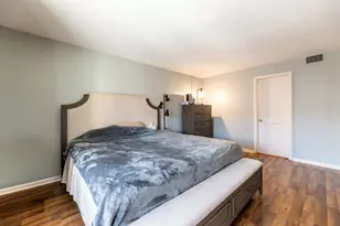 4123 W 98th St, Oak Lawn, IL 60453 - Photo 11