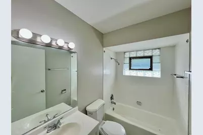 16046 Prairie Avenue, South Holland, IL 60473 - Photo 17