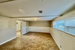 16046 Prairie Ave, South Holland, IL 60473 - Photo 9