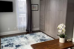 433 Wisconsin Ave, Oak Park, IL 60302 - Photo 1