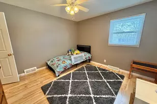 5639 Haddon Pl, Rockford, IL 61114 - Photo 17