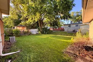 900 W Strieff Ln, Glenwood, IL 60425 - Photo 29