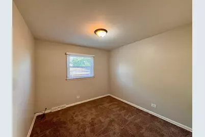 900 W Strieff Lane, Glenwood, IL 60425 - Photo 13