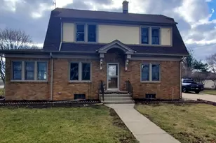 310 Genoa Rd, Genoa, IL 60135 - Photo 1