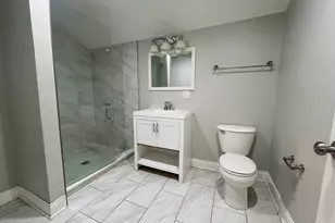 11305 S Lowe Ave, Chicago, IL 60628 - Photo 11