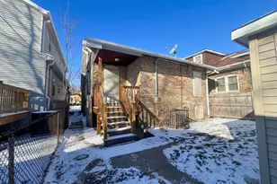 11305 S Lowe Ave, Chicago, IL 60628 - Photo 25