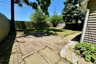 308 N Clifton Ave, Elgin, IL 60123 - Photo 21