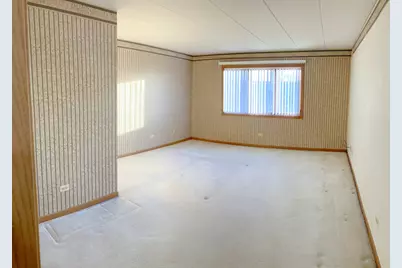 11020 S Keating Avenue #106, Oak Lawn, IL 60453 - Photo 5