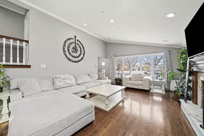 9016 S 48th Court, Oak Lawn, IL 60453 - Photo 13