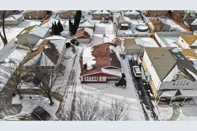 9016 S 48th Court, Oak Lawn, IL 60453 - Photo 5