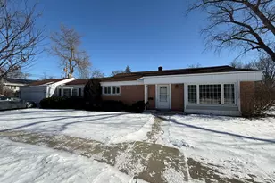 2444 Oak Ave, Northbrook, IL 60062 - Photo 1