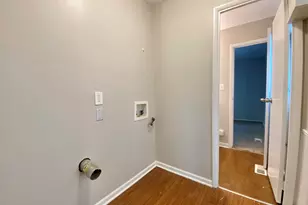 317 E Schaumburg Rd, Streamwood, IL 60107 - Photo 19