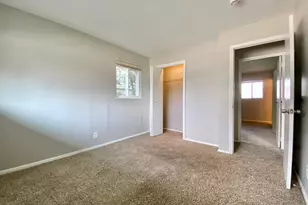 317 E Schaumburg Rd, Streamwood, IL 60107 - Photo 21