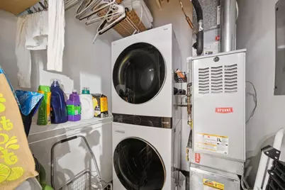 375 W Erie Street #323, Chicago, IL 60654 - Photo 13