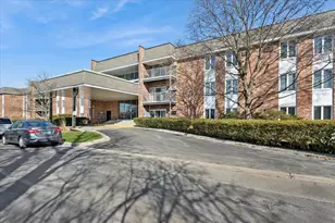 3913 Saratoga Ave, Downers Grove, IL 60515 - Photo 1