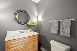 930 King Richards Ct, Deerfield, IL 60015 - Photo 25