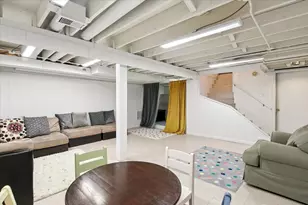 930 King Richards Ct, Deerfield, IL 60015 - Photo 23