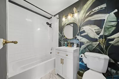 6301 N Sheridan Road #14G, Chicago, IL 60660 - Photo 9