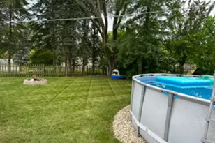 605 Tanglewood Dr, Streamwood, IL 60107 - Photo 25