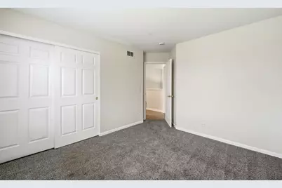 171 Monarch Drive, Streamwood, IL 60107 - Photo 21