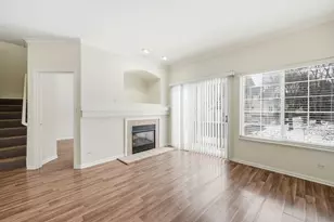 171 Monarch Dr, Streamwood, IL 60107 - Photo 5