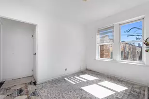 3553 W Sunnyside Ave, Chicago, IL 60625 - Photo 11