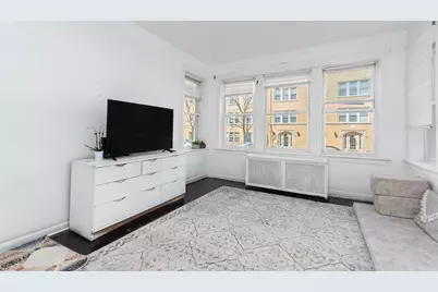 3553 W Sunnyside Avenue #1, Chicago, IL 60625 - Photo 3