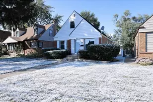 24 166th Pl, Calumet City, IL 60409 - Photo 3