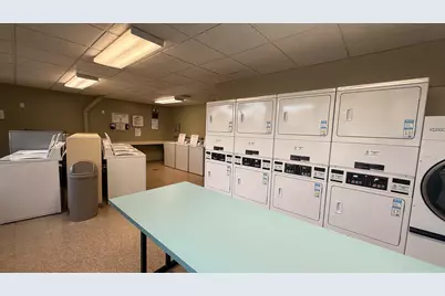 233 E Erie Street #1703, Chicago, IL 60611 - Photo 15