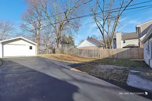516 W Courtland St, Mundelein, IL 60060 - Photo 5