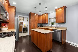 2062 30th St, Rock Island, IL 61201 - Photo 9