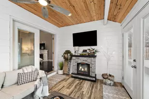 2062 30th St, Rock Island, IL 61201 - Photo 15