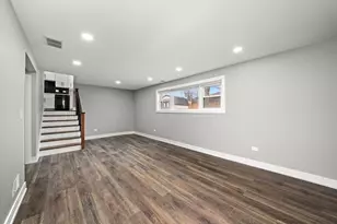 11201 S Deerpath Ln, Palos Hills, IL 60465 - Photo 15