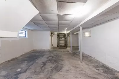 8129 S Cornell Avenue, Chicago, IL 60617 - Photo 13