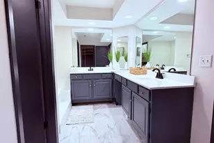 1670 N Douglas Ct, Arlington Heights, IL 60004 - Photo 11