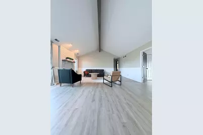 1670 N Douglas Court, Arlington Heights, IL 60004 - Photo 3