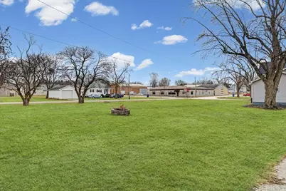 726 E Thompson Avenue, Hoopeston, IL 60942 - Photo 39