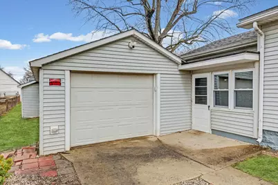 726 E Thompson Avenue, Hoopeston, IL 60942 - Photo 37