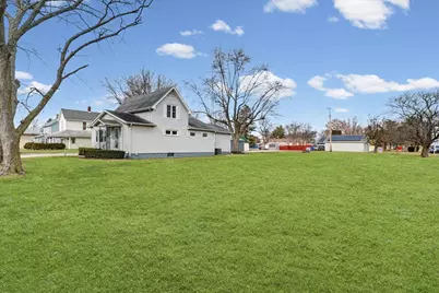 726 E Thompson Avenue, Hoopeston, IL 60942 - Photo 41