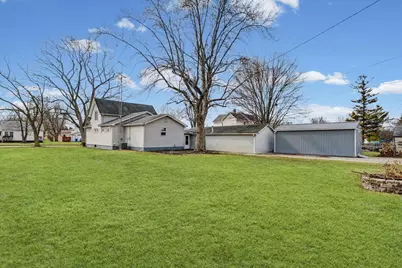 726 E Thompson Avenue, Hoopeston, IL 60942 - Photo 5