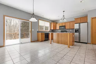 260 S Westminister Ct, Round Lake, IL 60073 - Photo 9